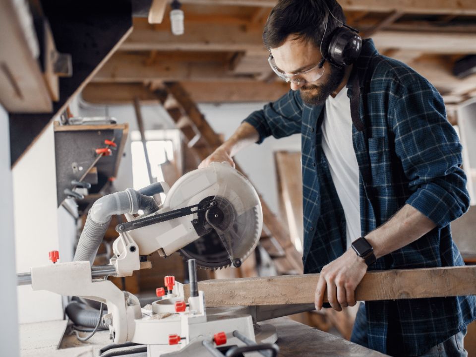 How Briquette Machines Help UK Workshops Turn Wood Waste into Profit